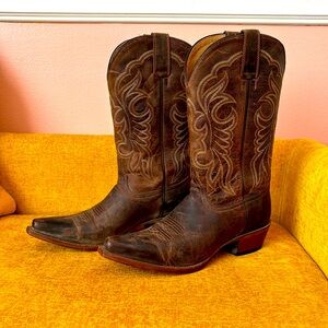 Shyanne Brown Leather Cowboy Boots size 9